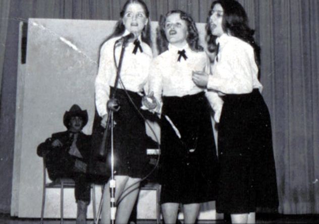  Marc Ouellet watches as Marg Evan, Sharon Emslie & Mary Esposito sing Boogie Woogie Bugle Boy