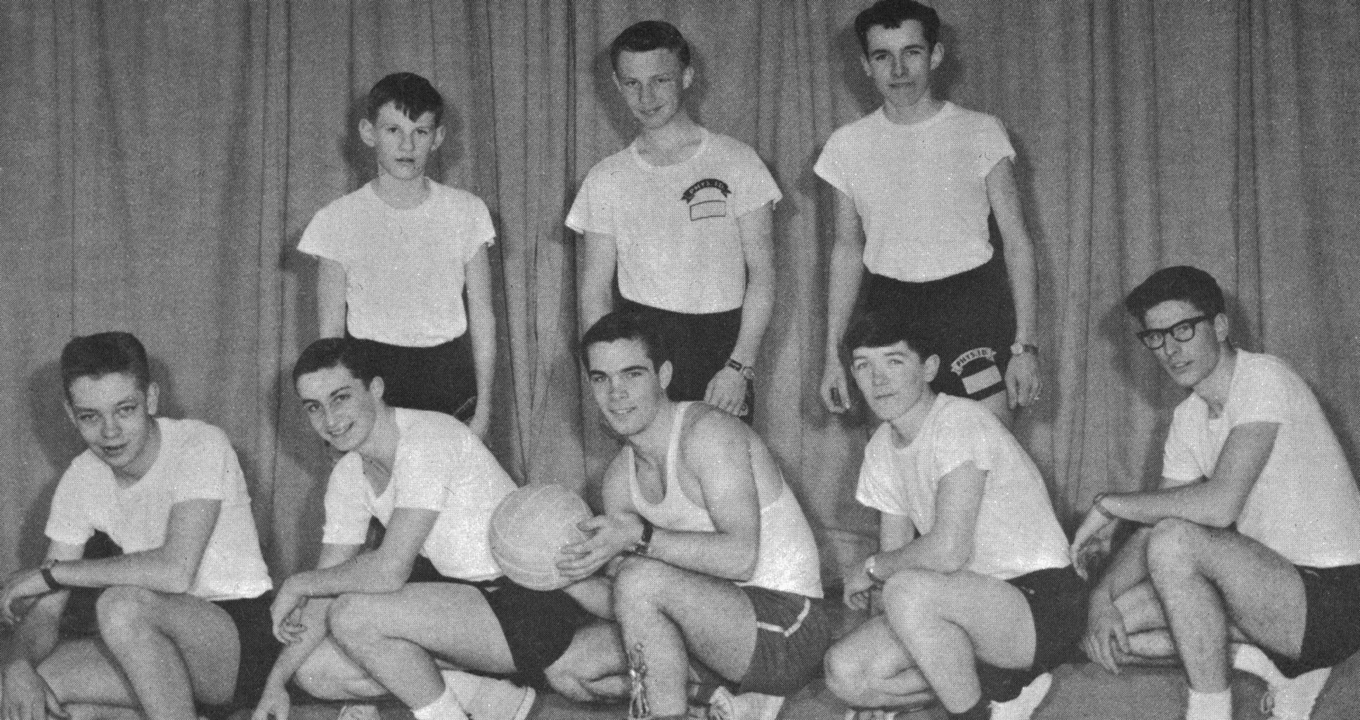 (Click to magnify) FRONT ROW: T. Arens, Wayne Foote, R. Long, Duncan McTavish, Dave Jackson; SECOND ROW: Ted Ballinger, S. Oldham, Larry Noble.