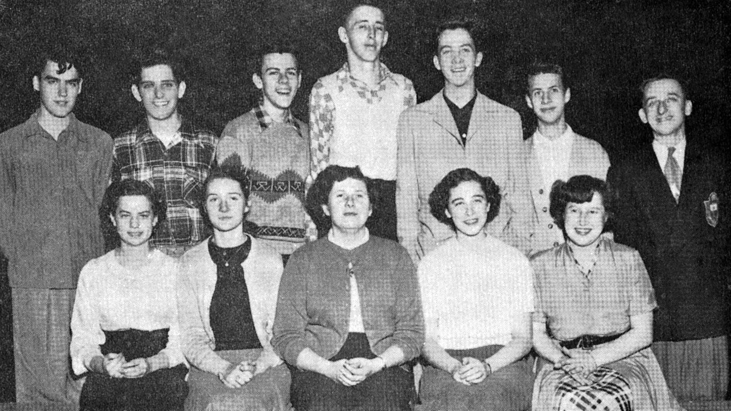 (Click to magnify) FRONT ROW: B. Noble, F. Williams, M. Reynolds, M. Leask, B. Oake; BACK ROW: K. Profit, C. Cornell, T. Houck, K. Nendick, D. Taylor, R. O'dell, Mr. Brooks.