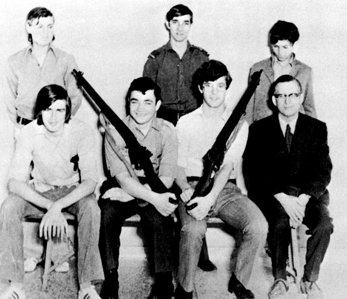 (Click to magnify) FRONT ROW: A. Steven, B. Ferguson, Bill Gouweleeuw, Mr. T. Smith; ***BACK ROW: A. Mathers, K. Lee, G. Robinson.
