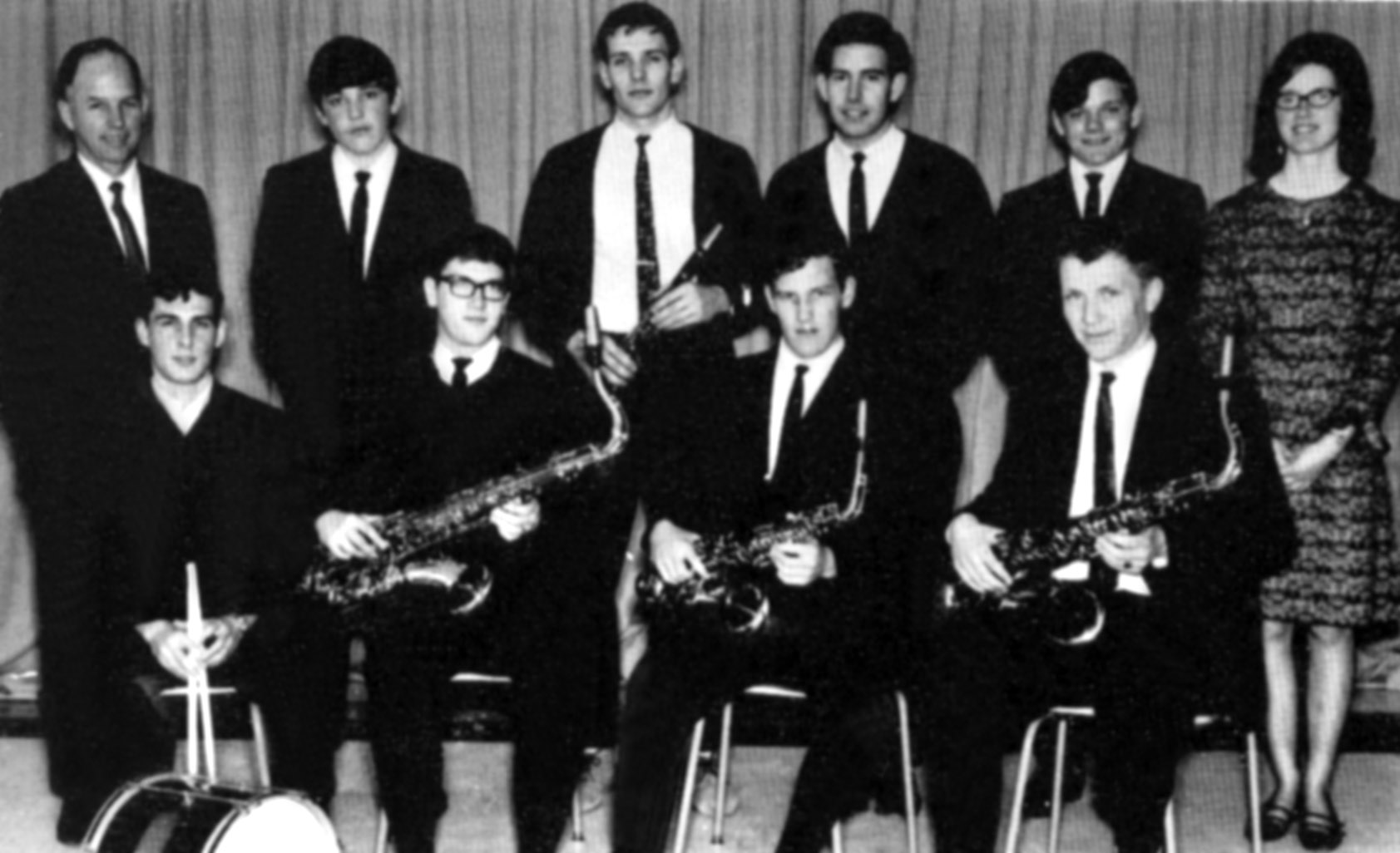 (Click to Magnify) FRONT ROW: B. Myers, S. Taylor, K. Rattray, Keith Duckworth. BACK ROW: Mr. Beare, W. St.John, G. Whitney, G. Howroyd, T. Paul, Karen Duckworth